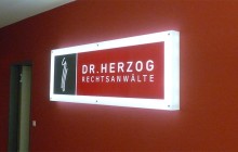 Firmenschild/Leuchtreklame Rechtsanwalt Dr. Herzog